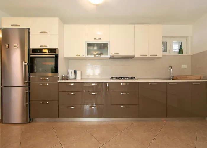 Apartmani Darinka * Башка-Вода