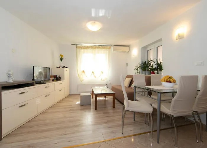 Apartmani Darinka Апартаменты