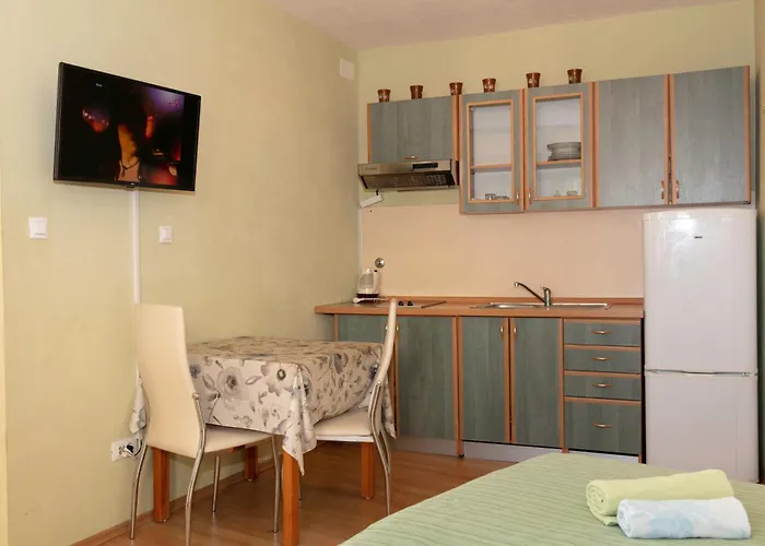 Apartmani Darinka * Башка-Вода
