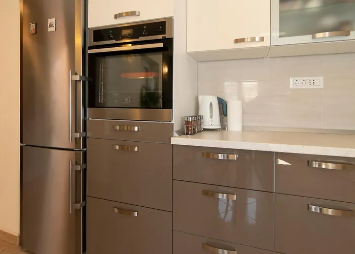 Apartmani Darinka Апартаменты Башка-Вода