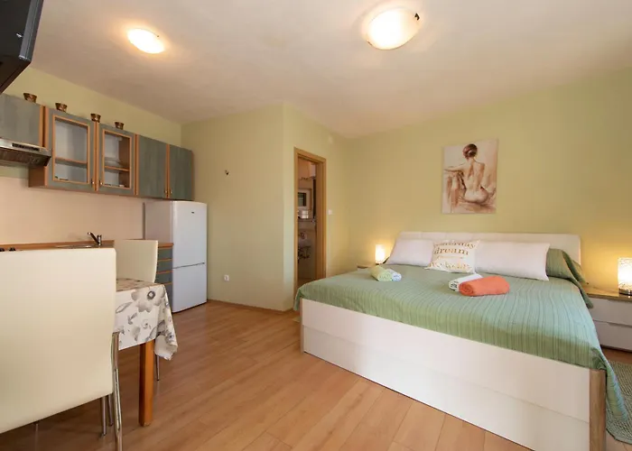 Apartmani Darinka * Башка-Вода