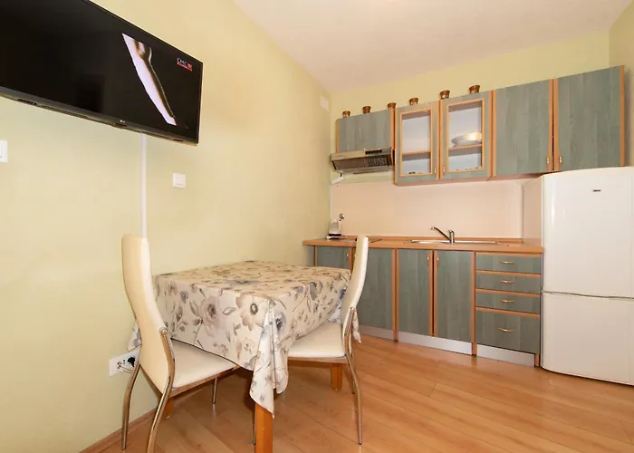 Apartmani Darinka Апартаменты *