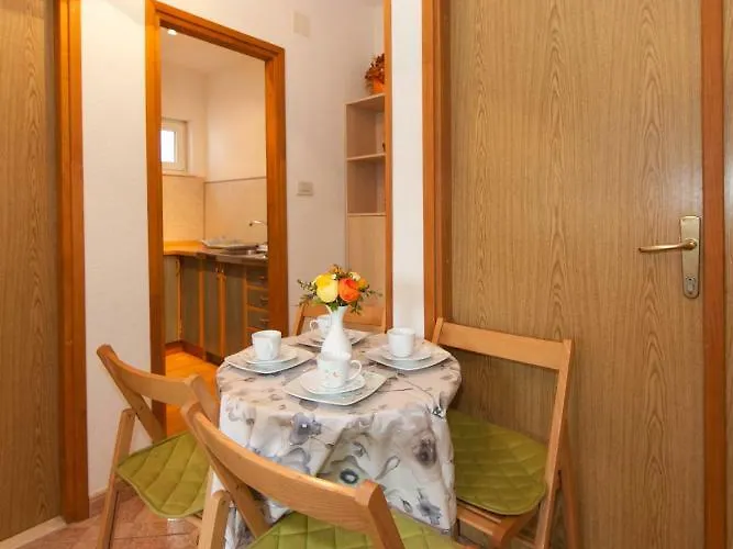 Apartmani Darinka * Башка-Вода