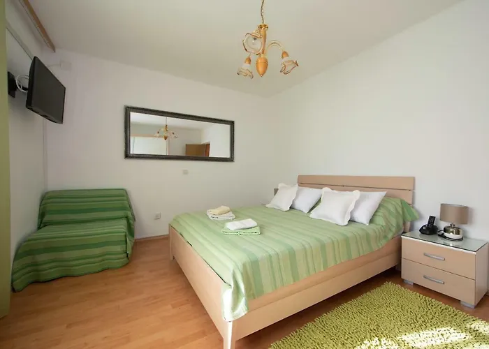 Апартаменты Apartmani Darinka Башка-Вода