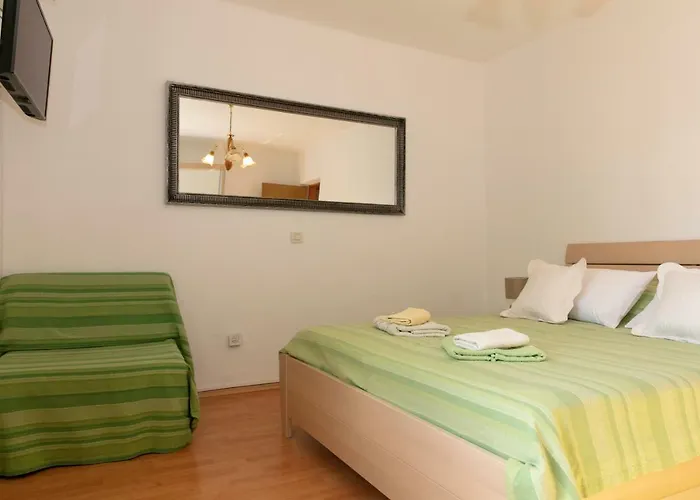 Апартаменты Apartmani Darinka Башка-Вода