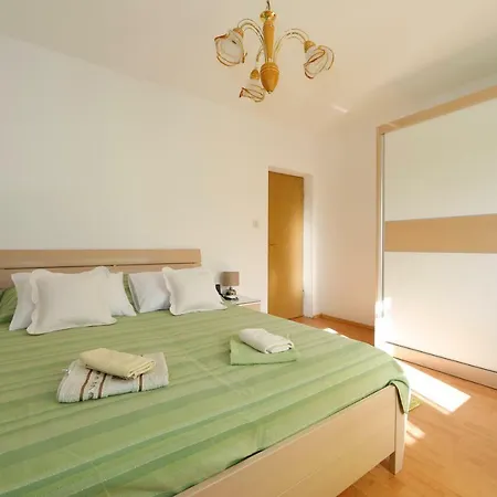 Apartmani Darinka Baška Voda