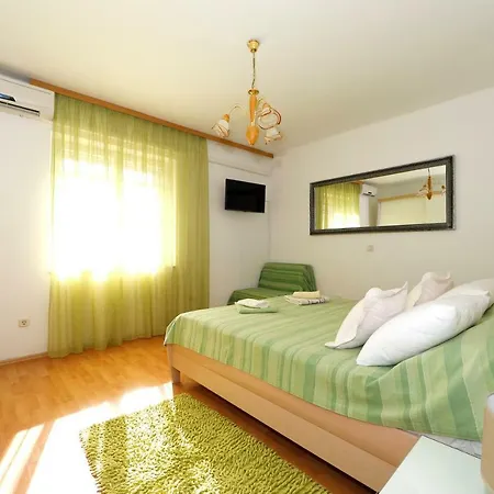 Apartmani Darinka Lägenhet Baška Voda